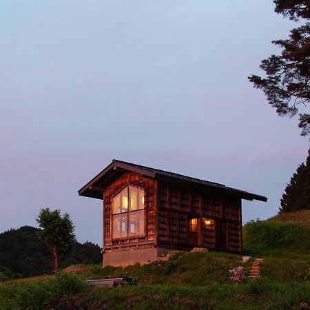 טקיאמה Haku 100-Year-Old Quaint Japanese Style Villa מראה חיצוני תמונה