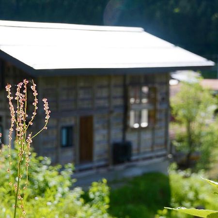 טקיאמה Haku 100-Year-Old Quaint Japanese Style Villa מראה חיצוני תמונה